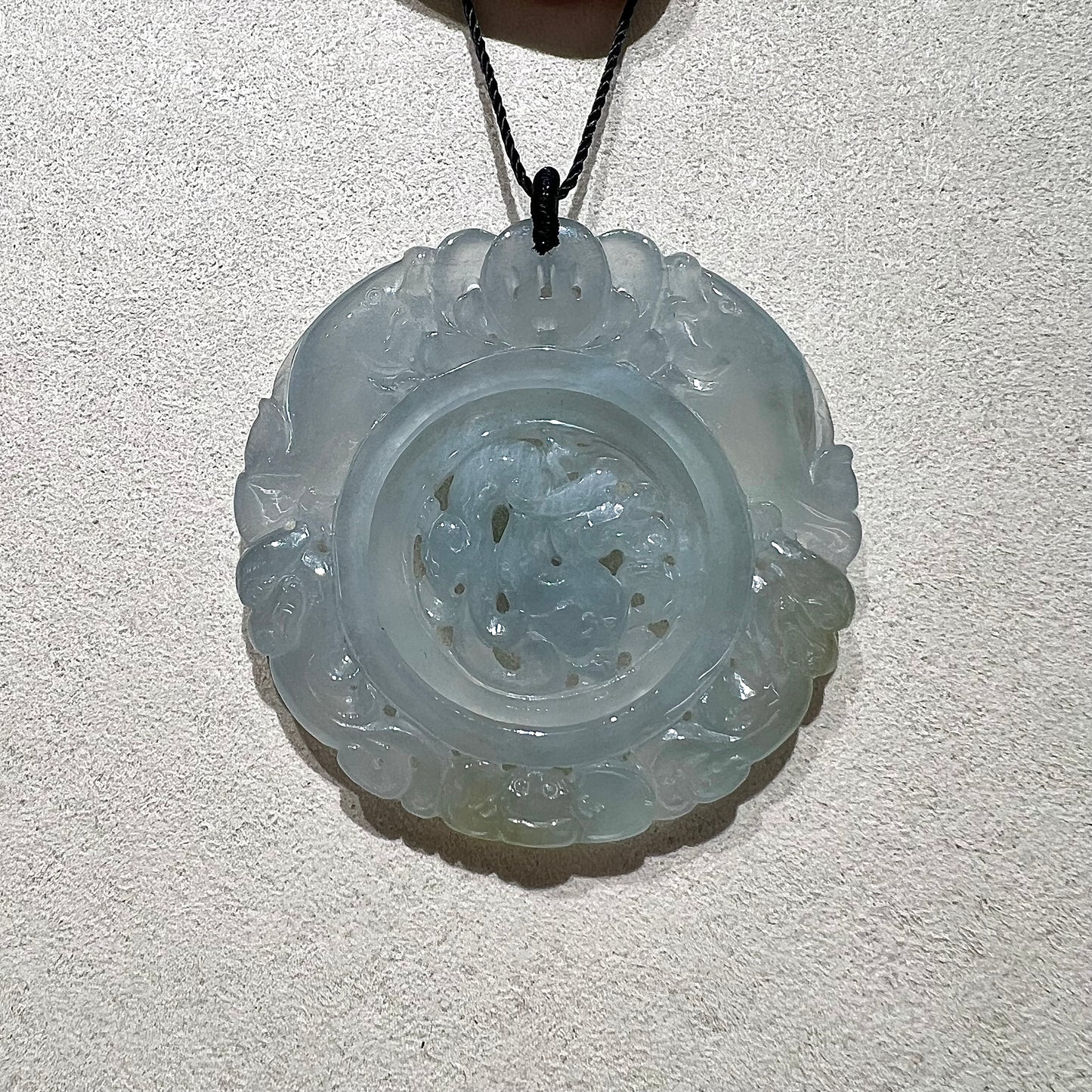 AE259131822 ✨ 天然緬甸翡翠 · 玻璃種雙魚福鼠縷空旋轉古龍掛件