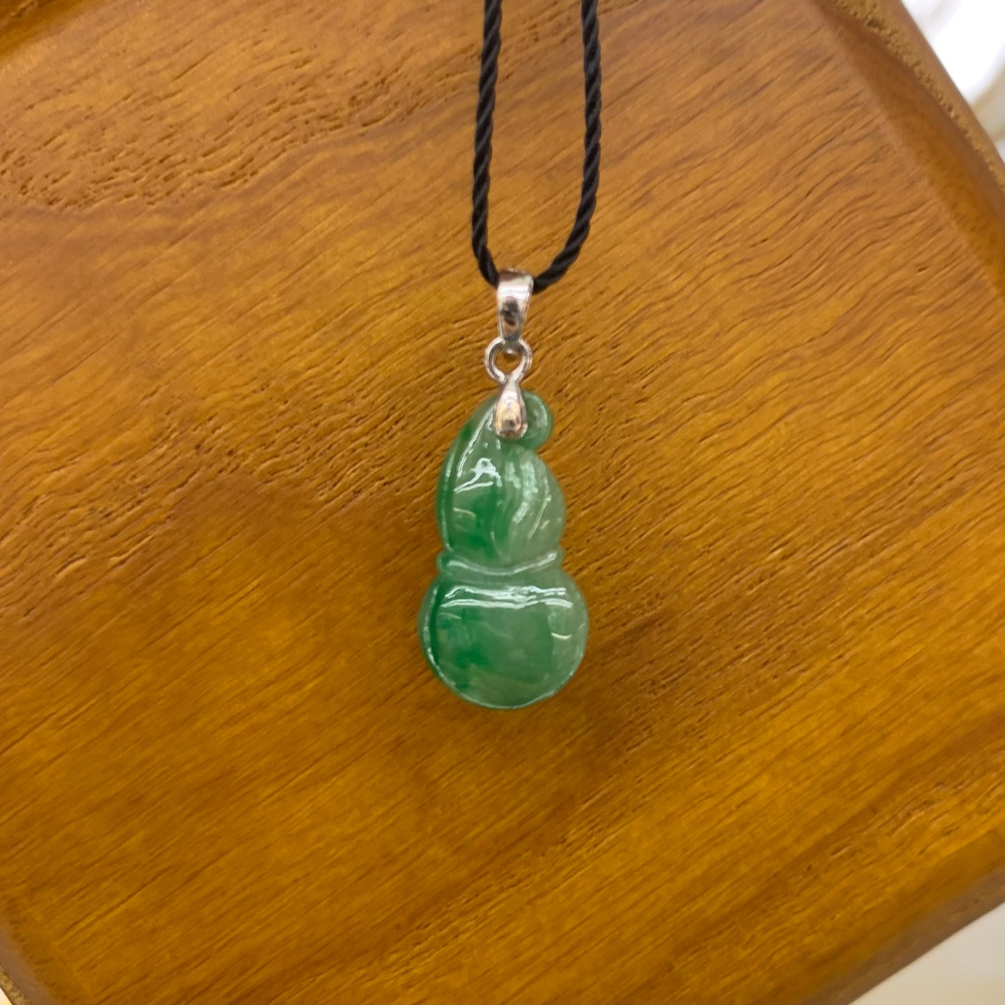 鑲18k白金辣椒青玉葫蘆系列✨貨品編號:K248271940