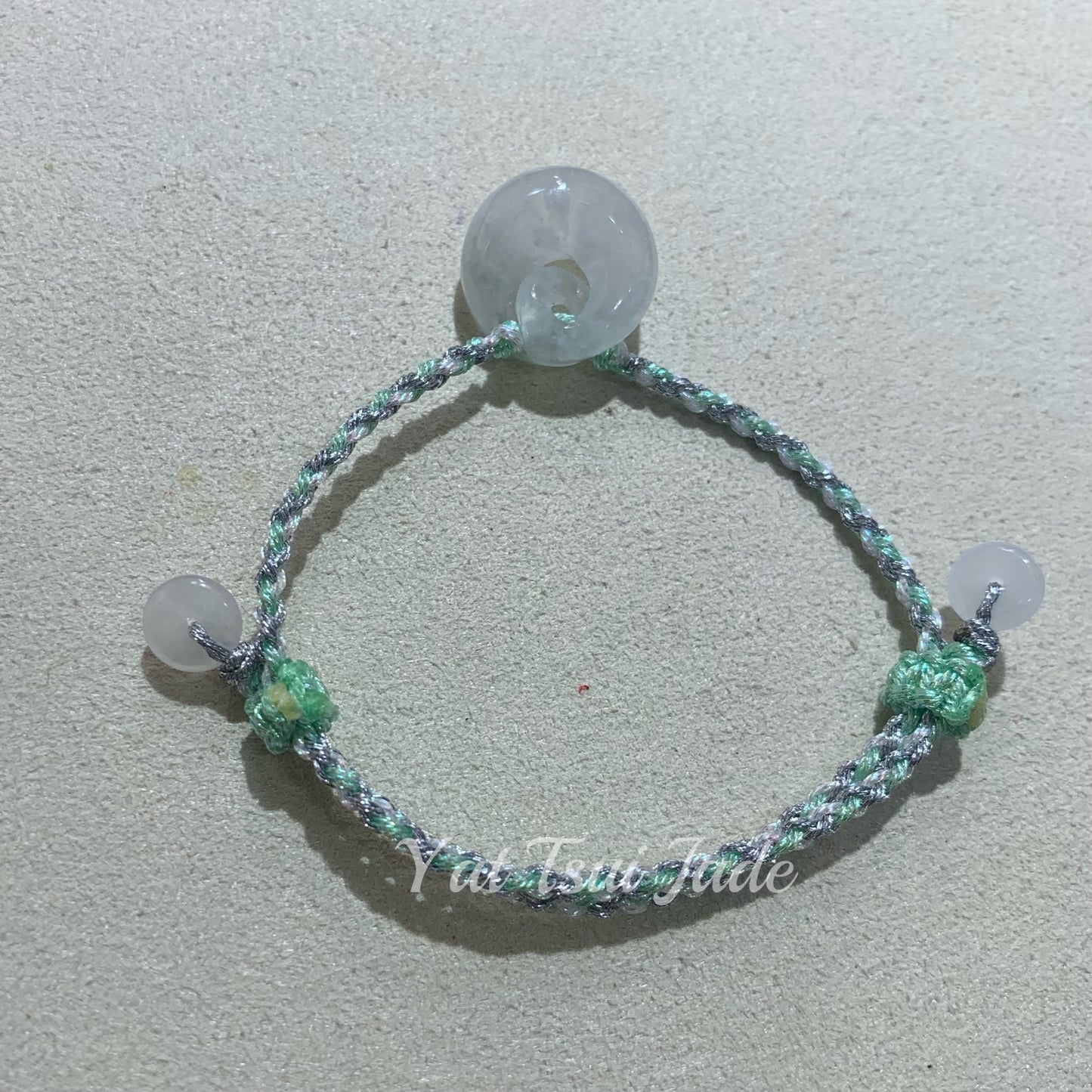 ✨天然緬甸「冰種飄雪花翡翠圓圓玉螺」配溢翠平安扣手繩系列✨